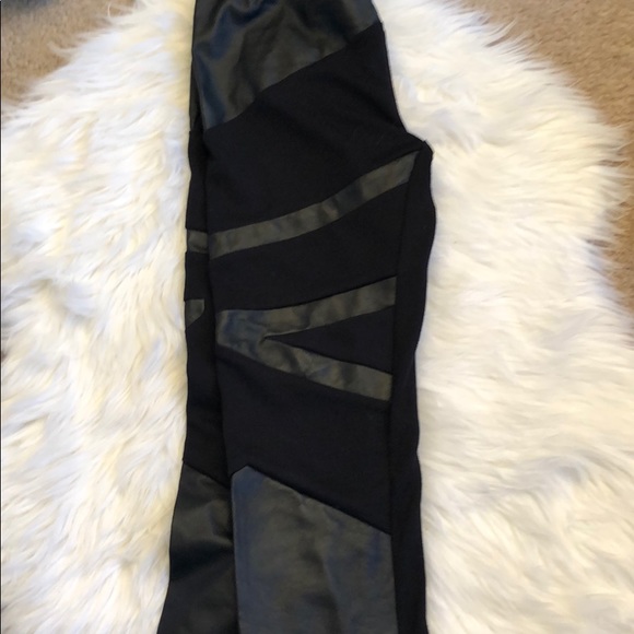 GIFTED 🎁 - Picture 3 of 8